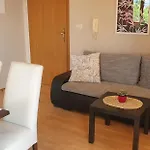 Apatmani Milena * Abbázia
