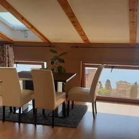 Lägenhet Apatmani Milena *