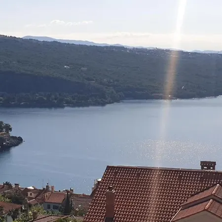 Apatmani Milena * Opatija