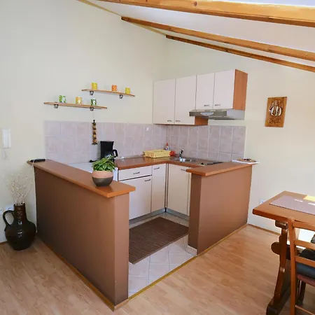 Апартаменты Apatmani Milena